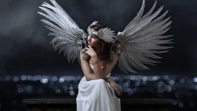 Seeing angels in a dream biblical meaning.