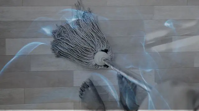 12 Biblical Meaning of Dreaming of a Mop
