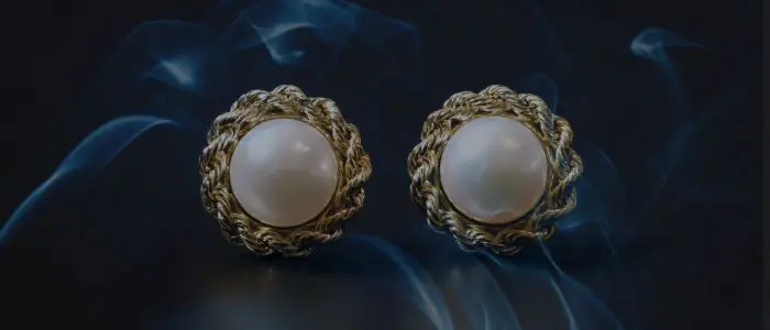 15 Biblical Meaning of Dreaming of Earrings