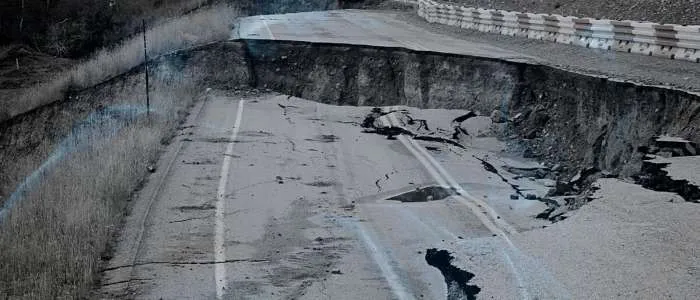 13 Biblical Meaning of Dreaming of a Landslide