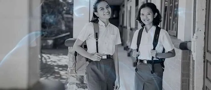 10 Spiritual Meaning of Wearing a School Uniform in a Dream