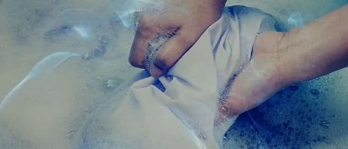 Dreaming of Washing Clothes: 10 Spiritual Meanings