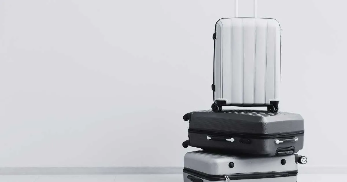 Biblical Meaning of Dreaming About a Suitcase