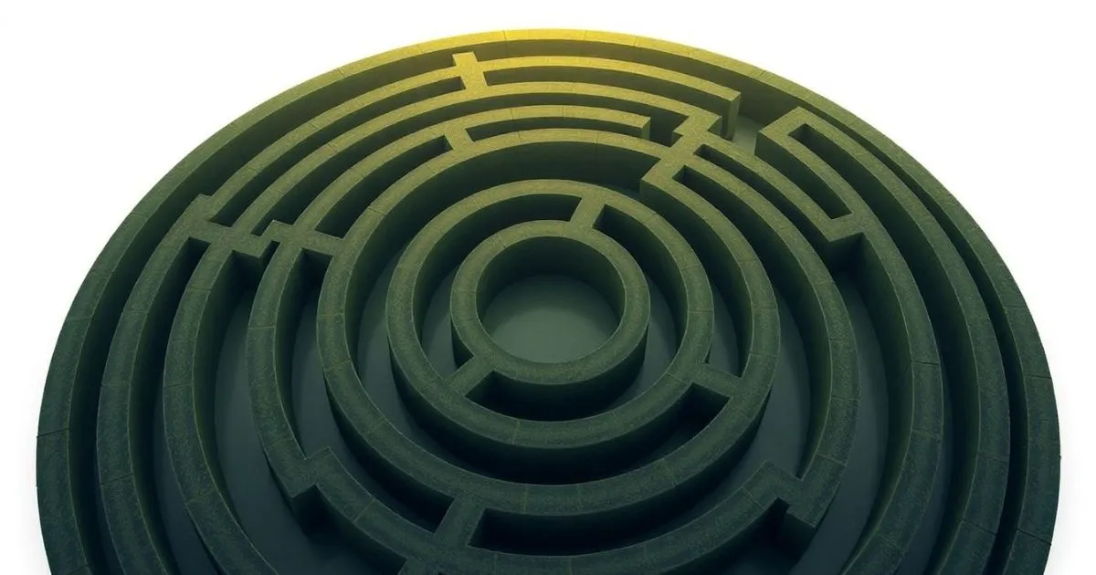 Labyrinths in Dreams: A Christian Perspective on Spiritual Journeys